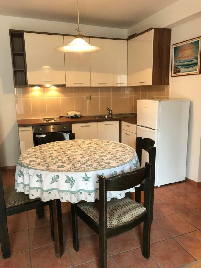 Apartment Pulic Rab Town Esterno foto