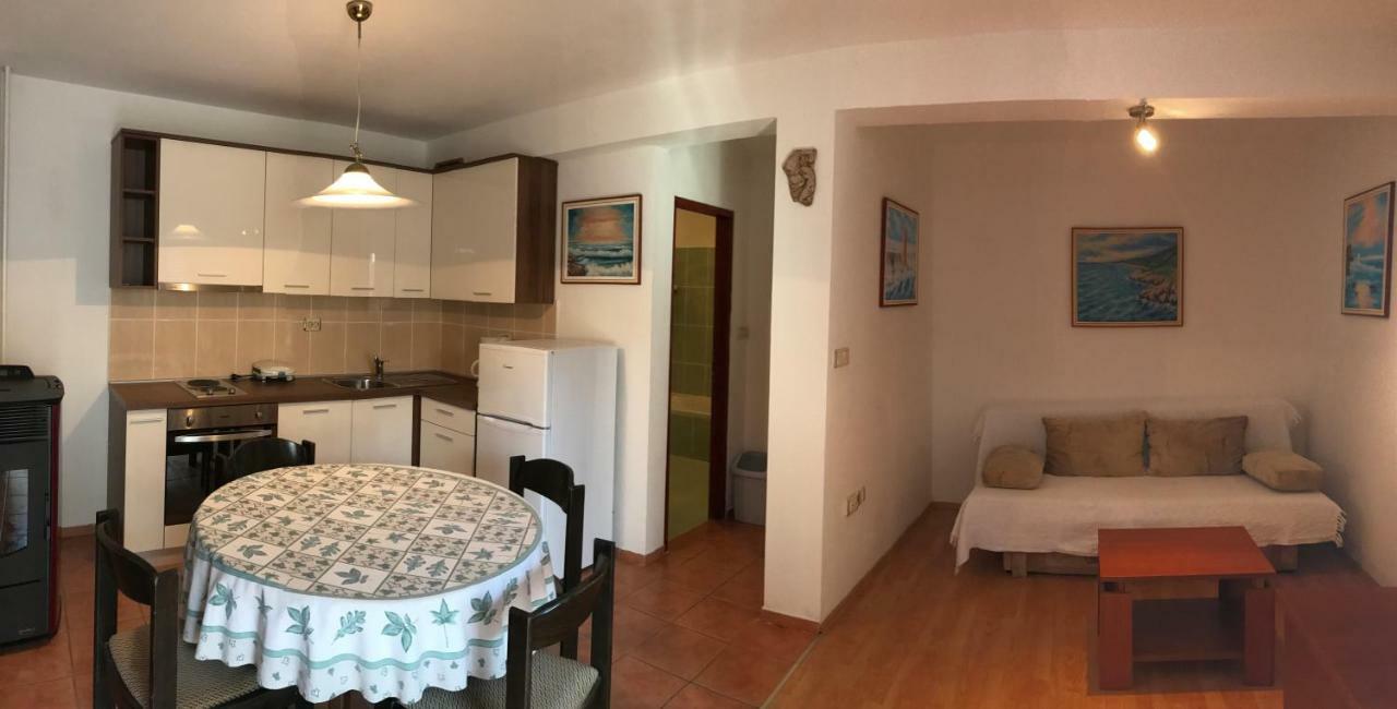 Apartment Pulic Rab Town Esterno foto